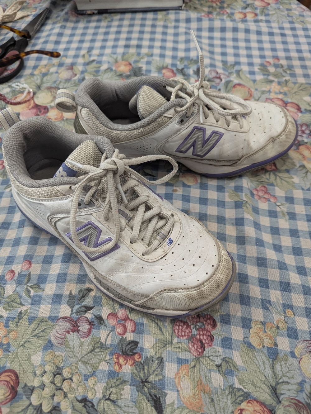 New Balance White (Not So White) And Purple A Bit Worn Sneaker Shoe 37- 6.5